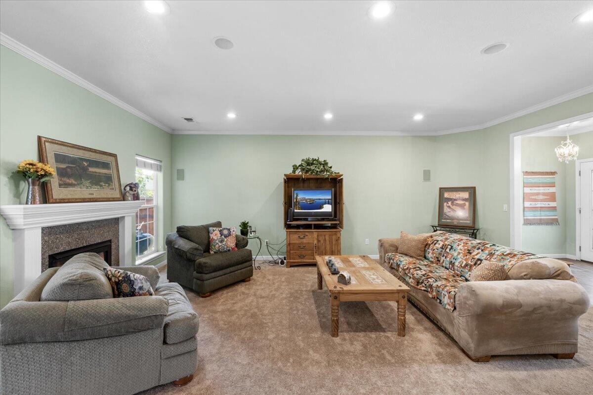 2308 Rabun Way Central Point, OR 97502 - Photo 9 of 26 18-CI_7001