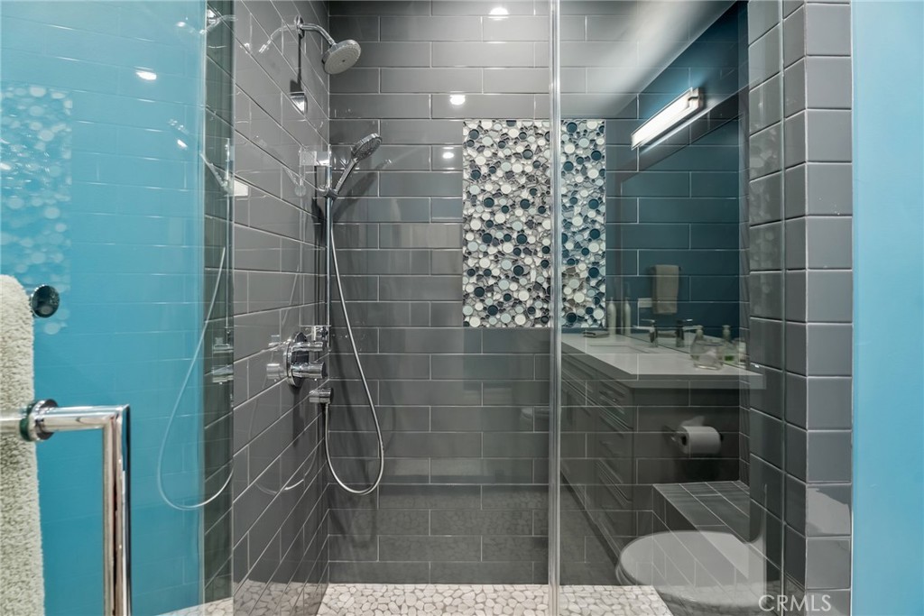 4403 Seashore Drive Newport Beach, CA 92663 - Photo 25 of 69