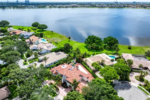 $3,499,000 | 2 Firestone Circle, West Palm Beach, FL 33401