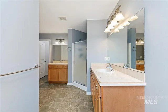 $389,000 | 214 Northeast Cisco Court, Mountain Home, ID 83647