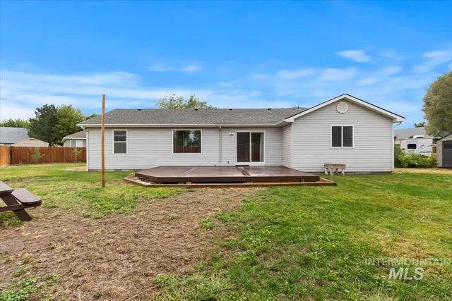 $389,000 | 214 Northeast Cisco Court, Mountain Home, ID 83647