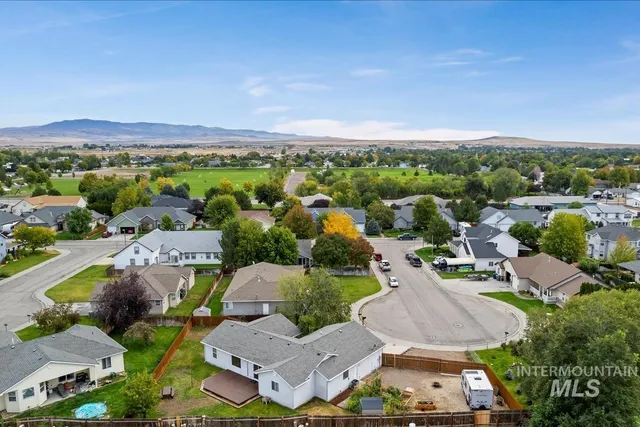 $389,000 | 214 Northeast Cisco Court, Mountain Home, ID 83647