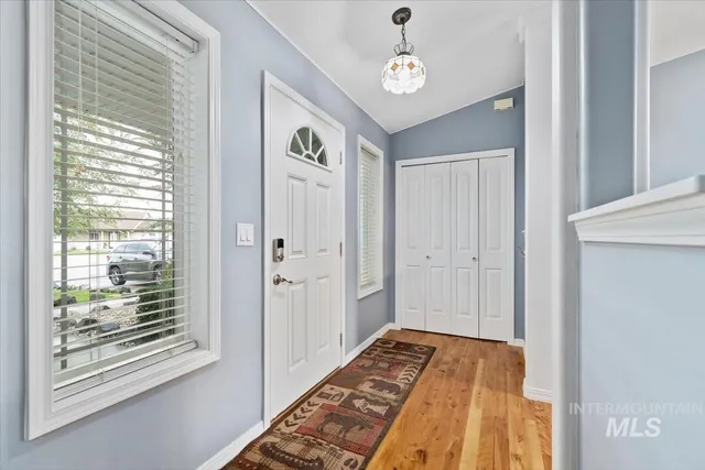 $389,000 | 214 Northeast Cisco Court, Mountain Home, ID 83647