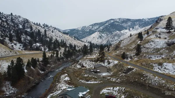 $460,000 | 302 Old Pollock Road, Riggins, ID 83549