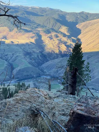 $460,000 | 302 Old Pollock Road, Riggins, ID 83549