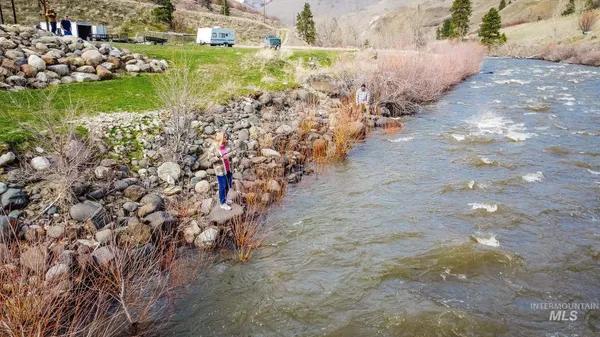 $460,000 | 302 Old Pollock Road, Riggins, ID 83549