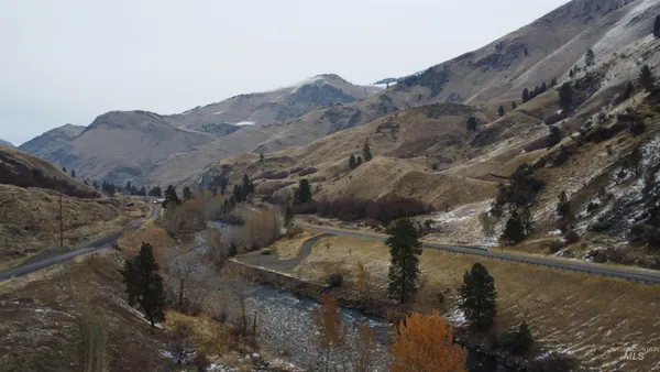 $460,000 | 302 Old Pollock Road, Riggins, ID 83549