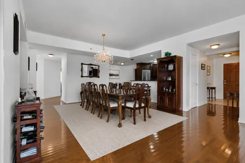 $1,375,000 | 21 East Huron Street, Unit 2803, Chicago, IL 60611