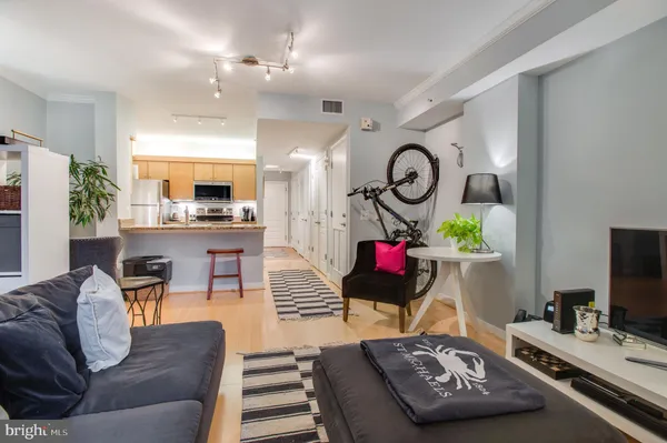 $2,400 | 631 D Street Northwest, Unit 638, Washington, DC 20004