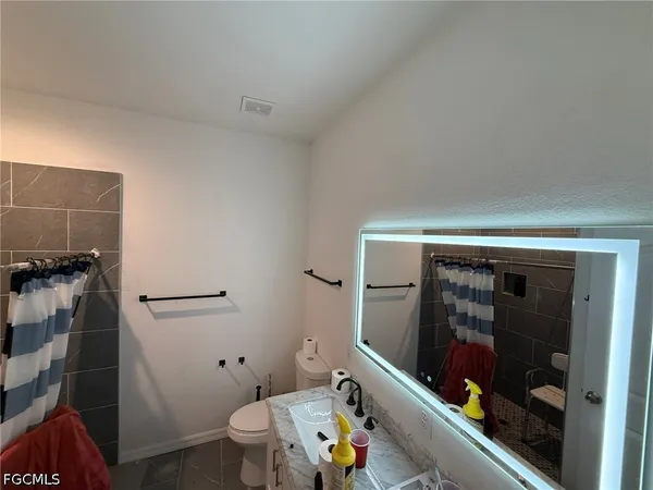 $1,600 | 30030 Red Pine Road, Punta Gorda, FL 33982