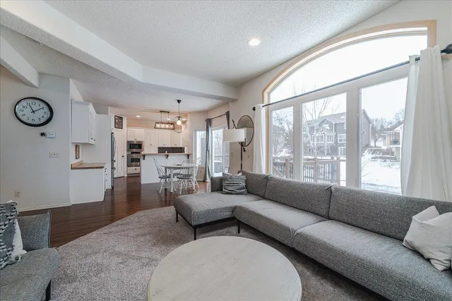 $525,000 | 309 Arabian Drive, Jordan, MN 55352