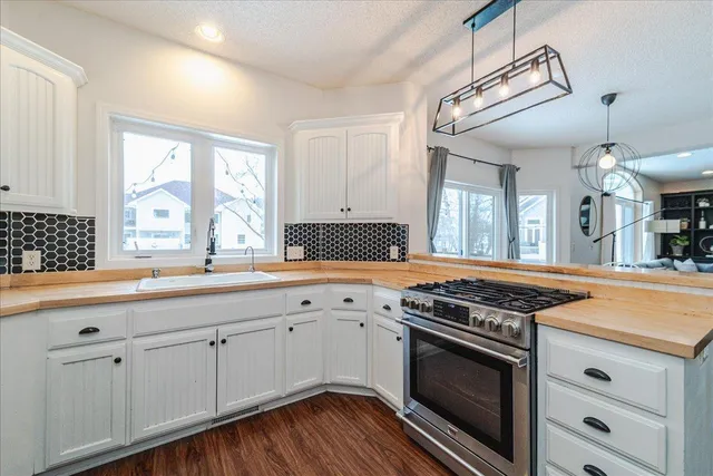 $525,000 | 309 Arabian Drive, Jordan, MN 55352