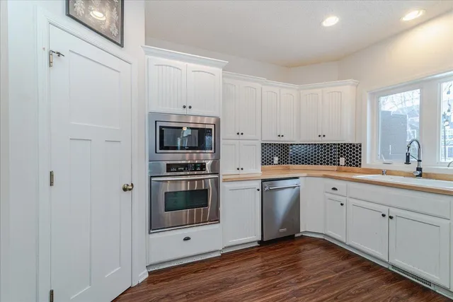 $525,000 | 309 Arabian Drive, Jordan, MN 55352