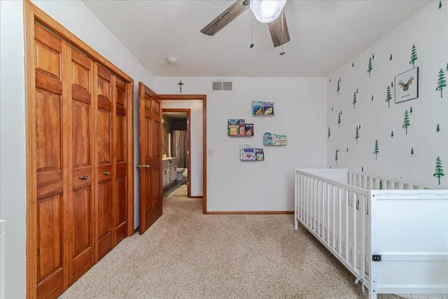 $525,000 | 309 Arabian Drive, Jordan, MN 55352