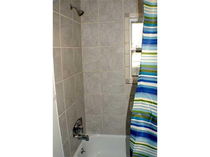 34 Riverside Avenue Sanford, ME 04073 - Photo 15 of 24 Bathroom.