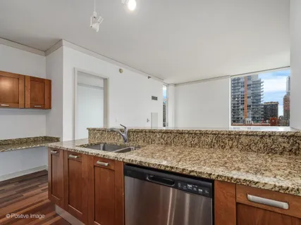 $325,000 | 170 West Polk Street, Unit 1406, Chicago, IL 60605