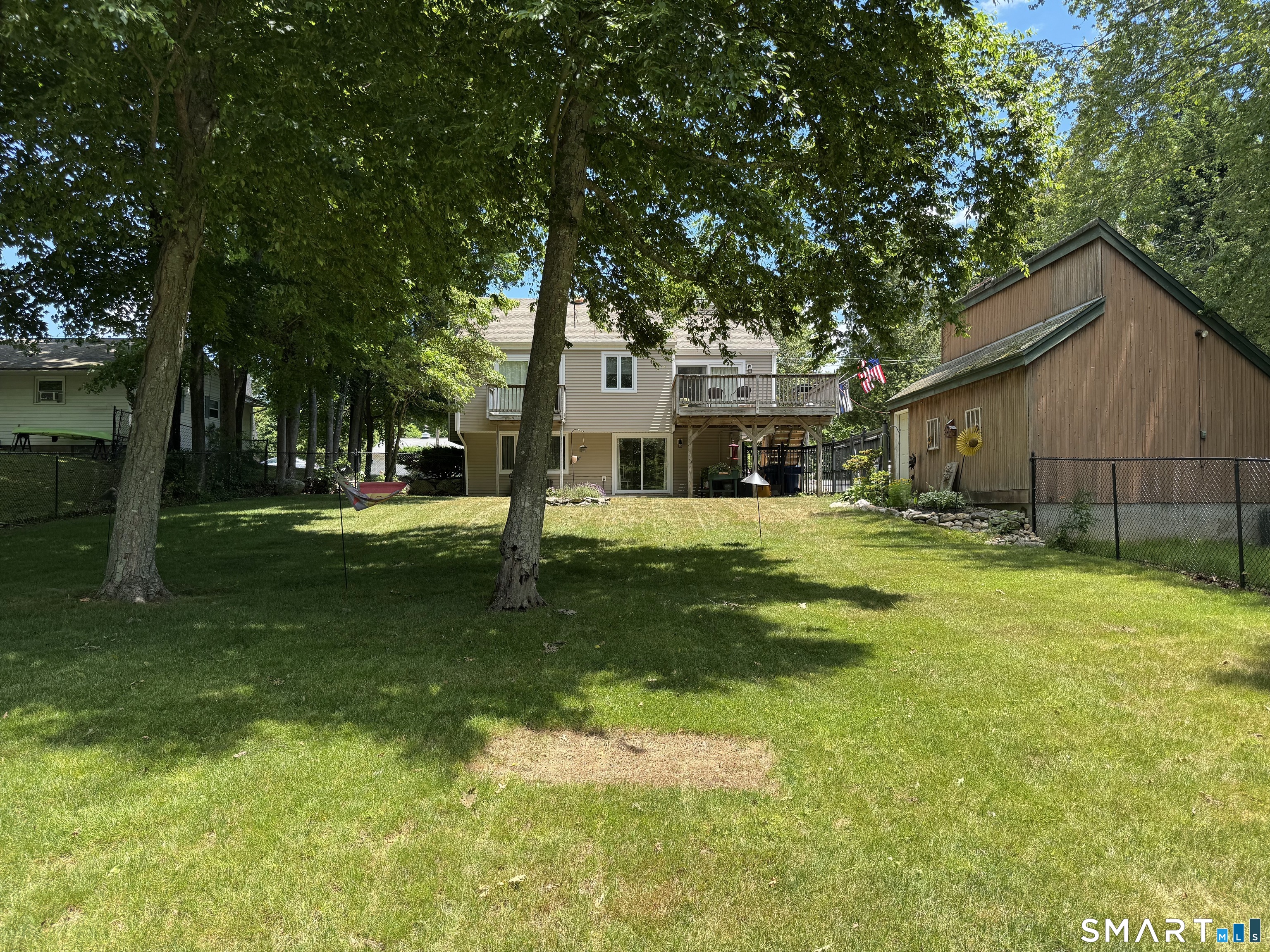 81 Oswegatchie Road Waterford, CT 06385 - Photo 4 of 36