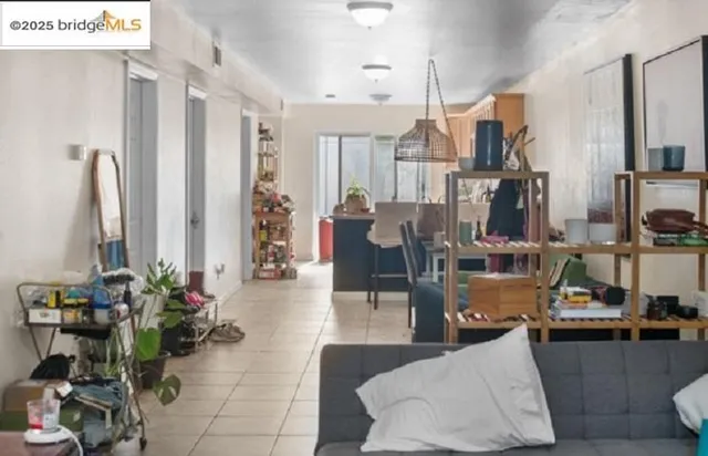 $950 | 3433 Haven Downstairs, Unit DOWNSTAIRS #1, Oakland, CA 94608