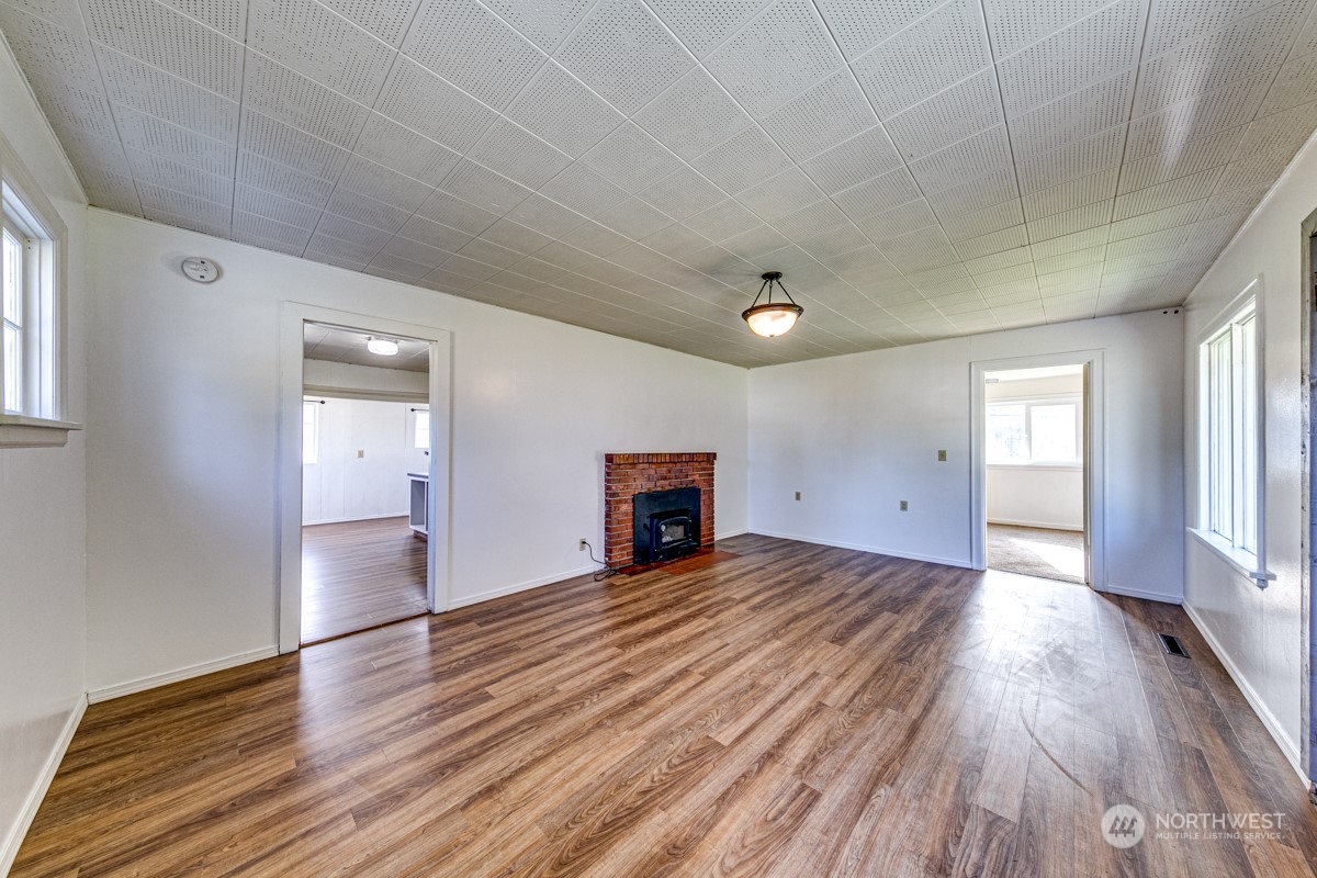 3917 South Mt Angeles Road Port Angeles, WA 98362 - Photo 4 of 34 Gallery Image 4