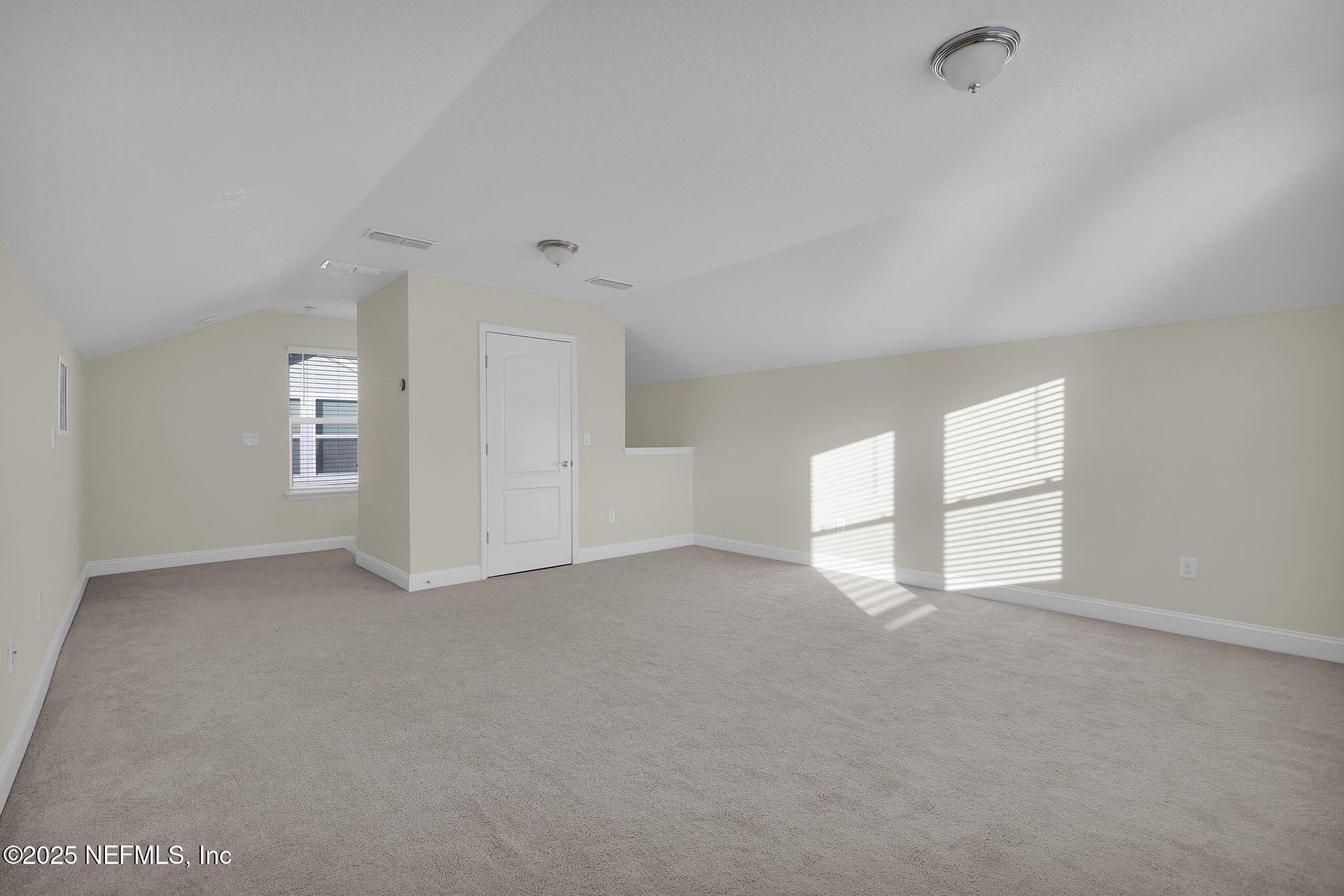 334 Clifton Bay Loop St. Johns, FL 32259 - Photo 31 of 60 an empty room with windows and closet
