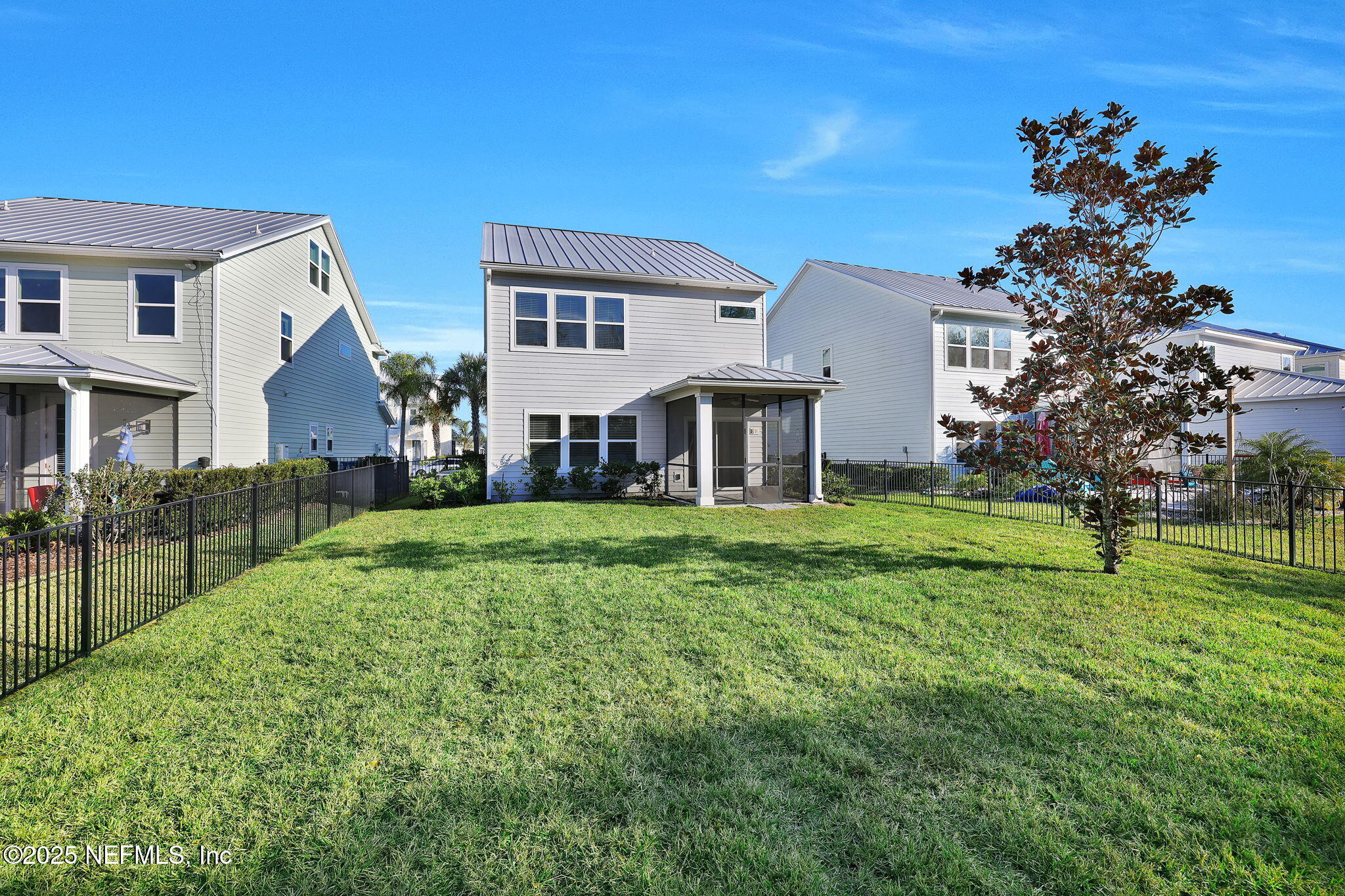 334 Clifton Bay Loop St. Johns, FL 32259 - Photo 34 of 60 a house view with a garden space