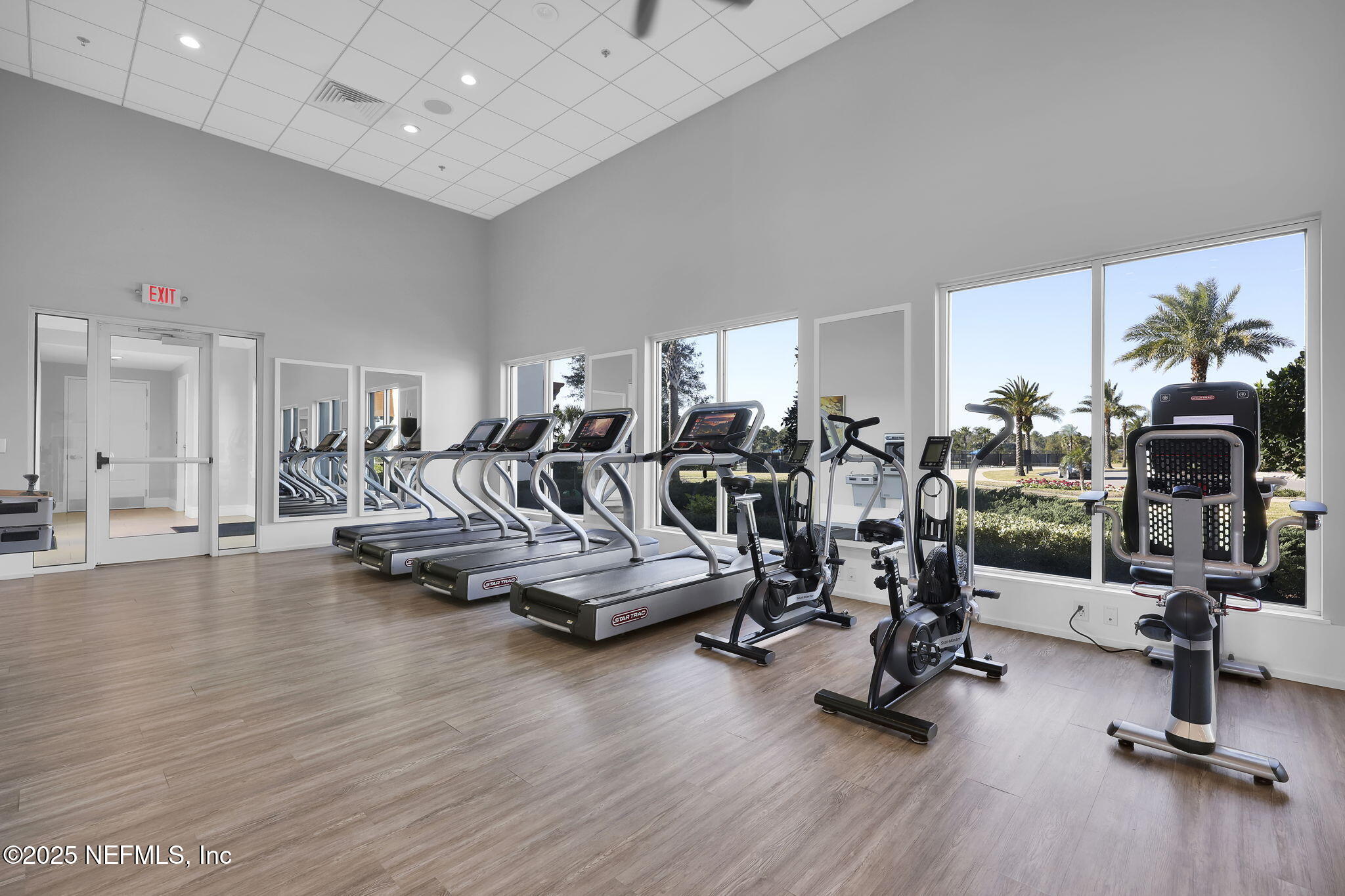 334 Clifton Bay Loop St. Johns, FL 32259 - Photo 49 of 60 a view of a room with gym equipment