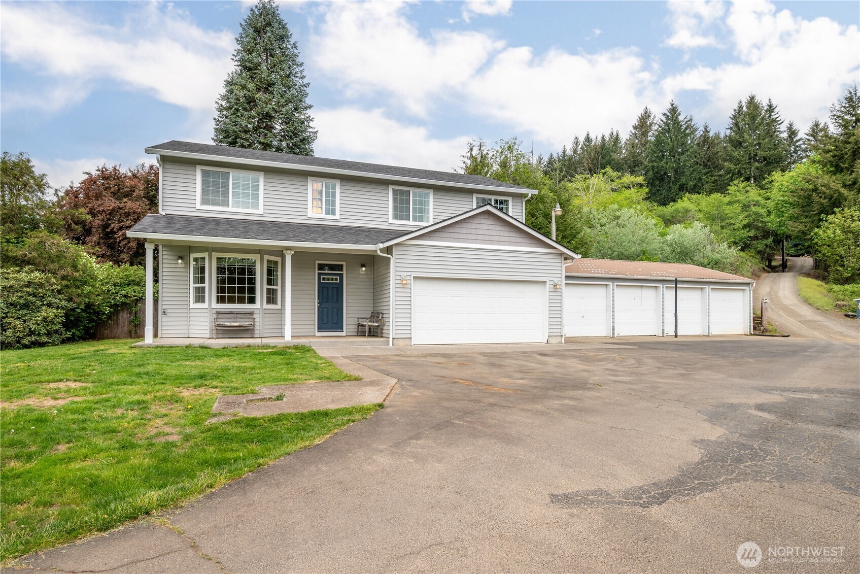 2208 Coal Creek Road Longview, WA 98632 - Photo 2 of 40