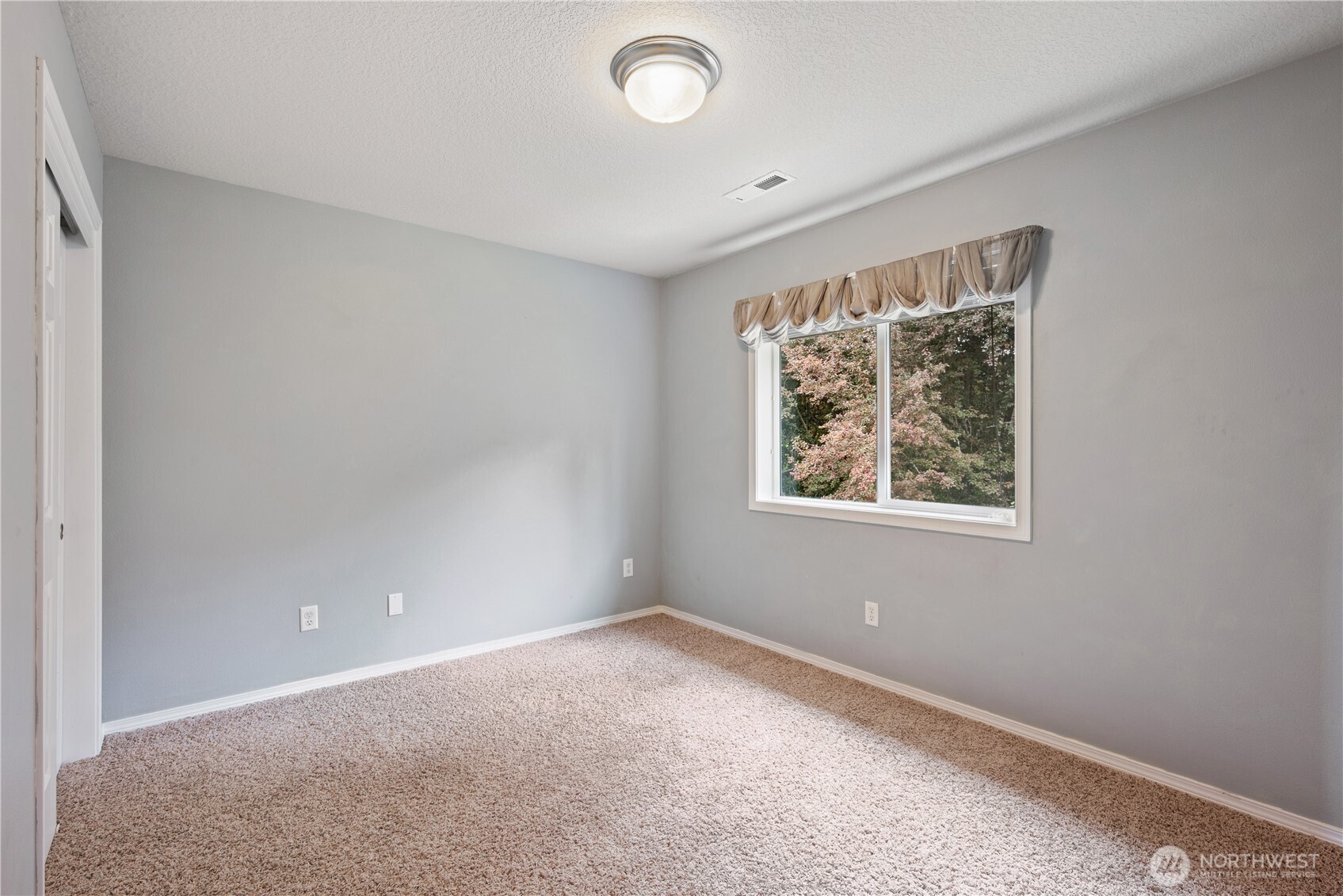 2208 Coal Creek Road Longview, WA 98632 - Photo 24 of 40