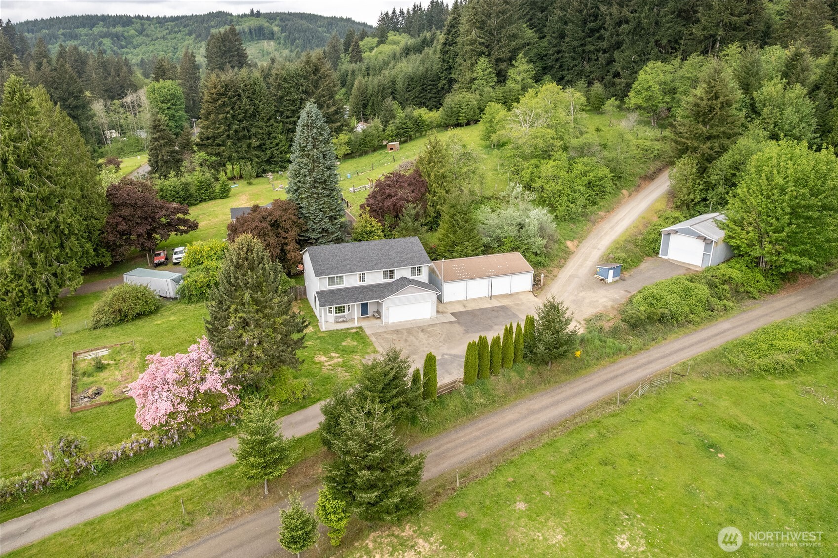 2208 Coal Creek Road Longview, WA 98632 - Photo 39 of 40
