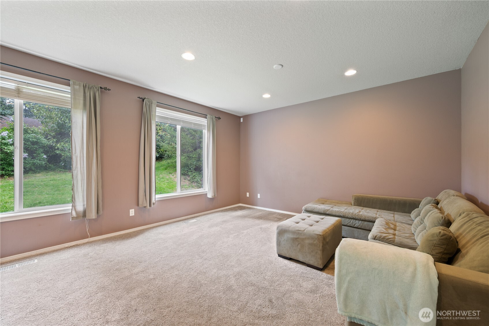 2208 Coal Creek Road Longview, WA 98632 - Photo 10 of 40