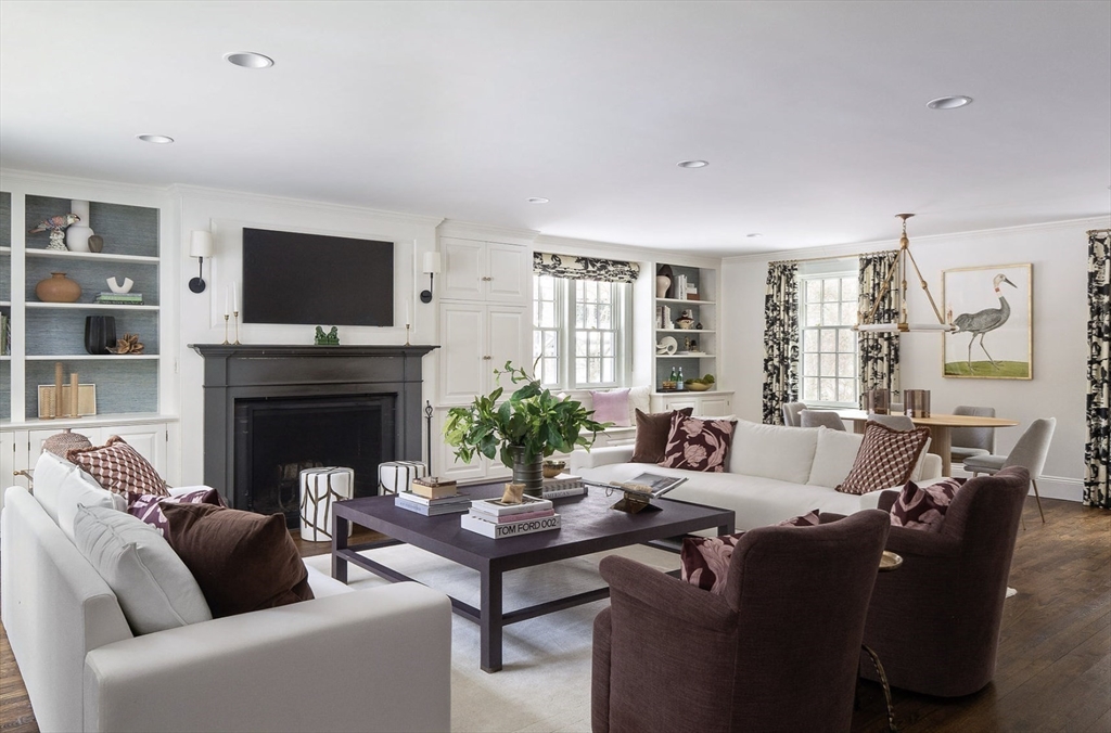 10 Lanark Road Wellesley, MA 02481 - Photo 16 of 40 Gallery Image 16