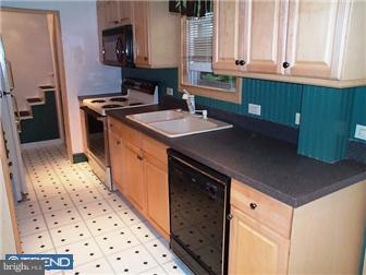 240 Broad Street Spring City, PA 19475 - Photo 6 of 12