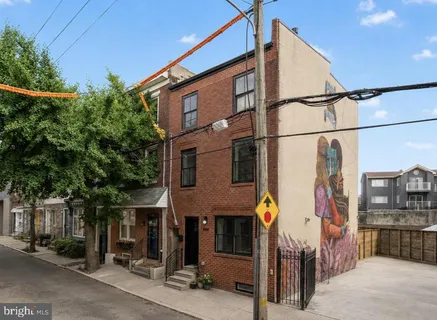 $575,000 | 440 Poplar Street, Philadelphia, PA 19123