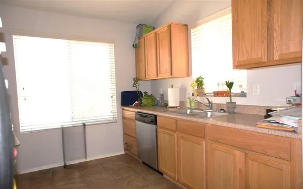 $1,950 | 16842 South 23rd Street, Phoenix, AZ 85048