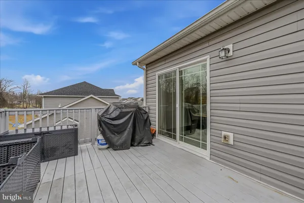 $382,500 | 174 Brant Lane, Martinsburg, WV 25403