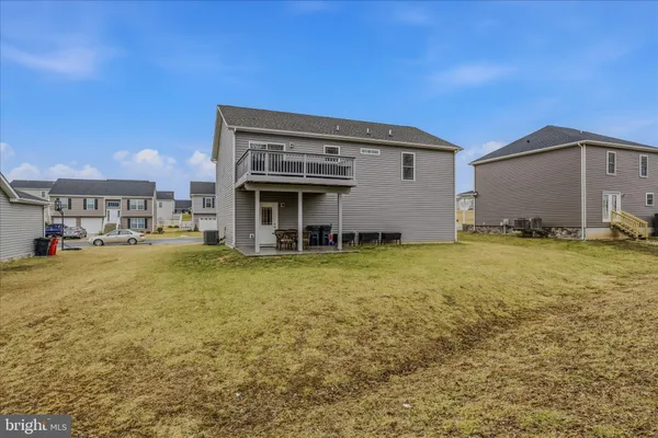 $382,500 | 174 Brant Lane, Martinsburg, WV 25403