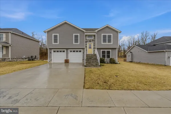 $382,500 | 174 Brant Lane, Martinsburg, WV 25403