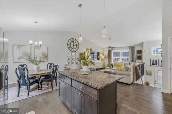 $382,500 | 174 Brant Lane, Martinsburg, WV 25403