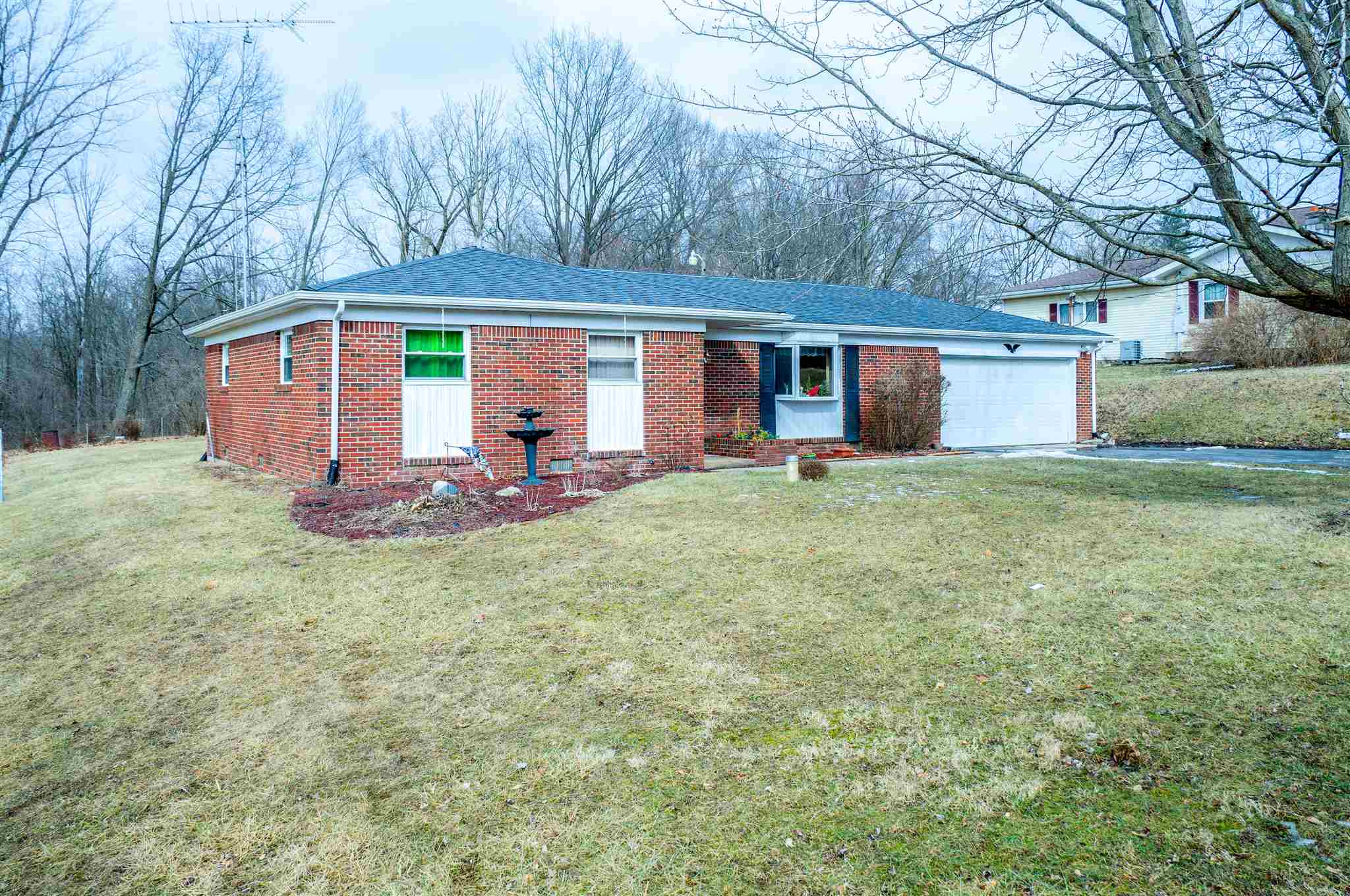 2055 East Bocock Road Marion, IN 46952 - Photo 2 of 25