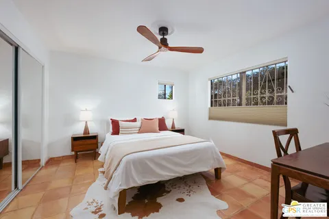 $270,000 | 413 East Via Escuela, Unit 611, Palm Springs, CA 92262