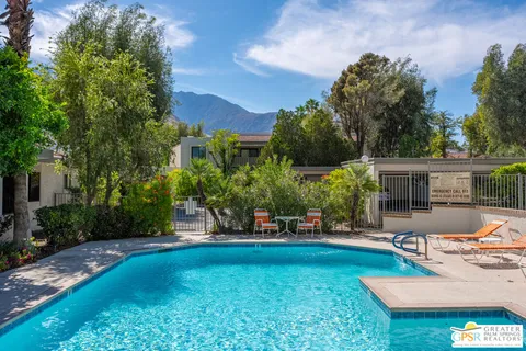 $270,000 | 413 East Via Escuela, Unit 611, Palm Springs, CA 92262