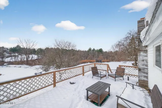 $255,000 | 3921 Highway 20, Schodack, NY 12123