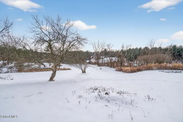 $255,000 | 3921 Highway 20, Schodack, NY 12123