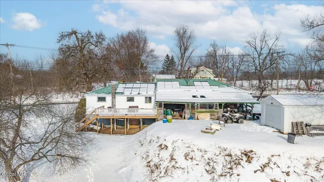$255,000 | 3921 Highway 20, Schodack, NY 12123