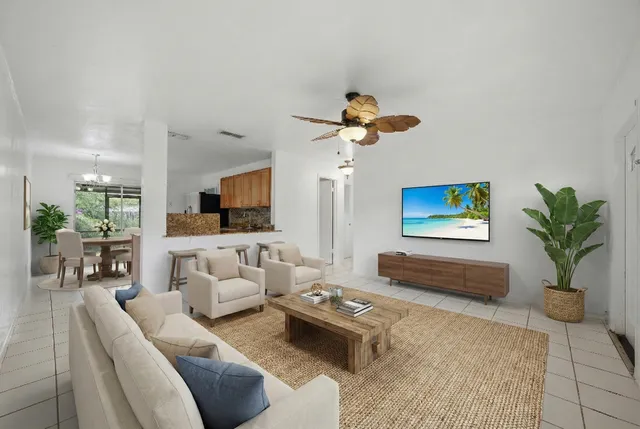 $1,800 | 3978 Roan Court West, West Palm Beach, FL 33403