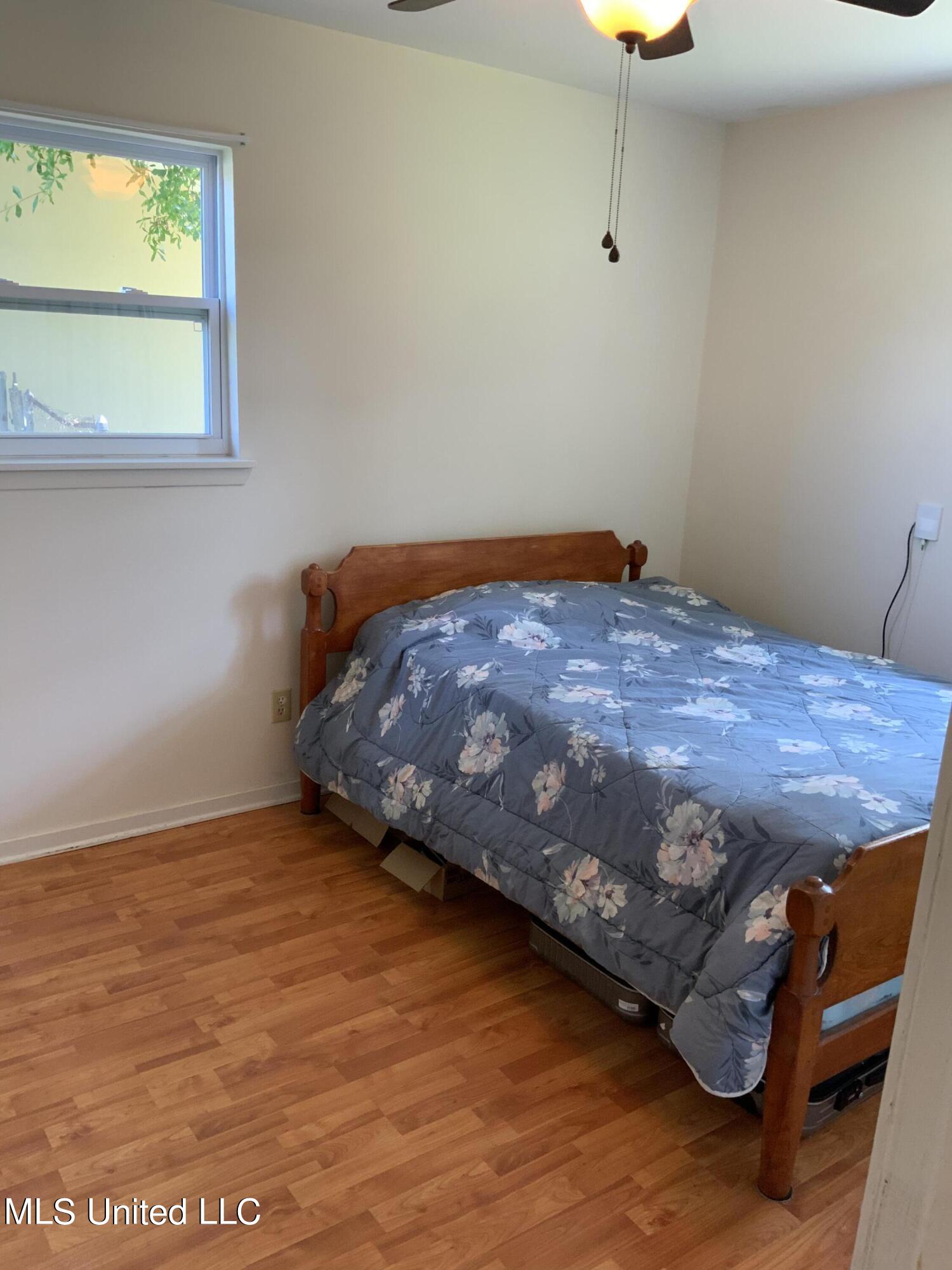 6505 Columbus Circle Ocean Springs, MS 39564 - Photo 11 of 18 6FB9F3CB-5FB1-466C-B82C-D458AA895B3C