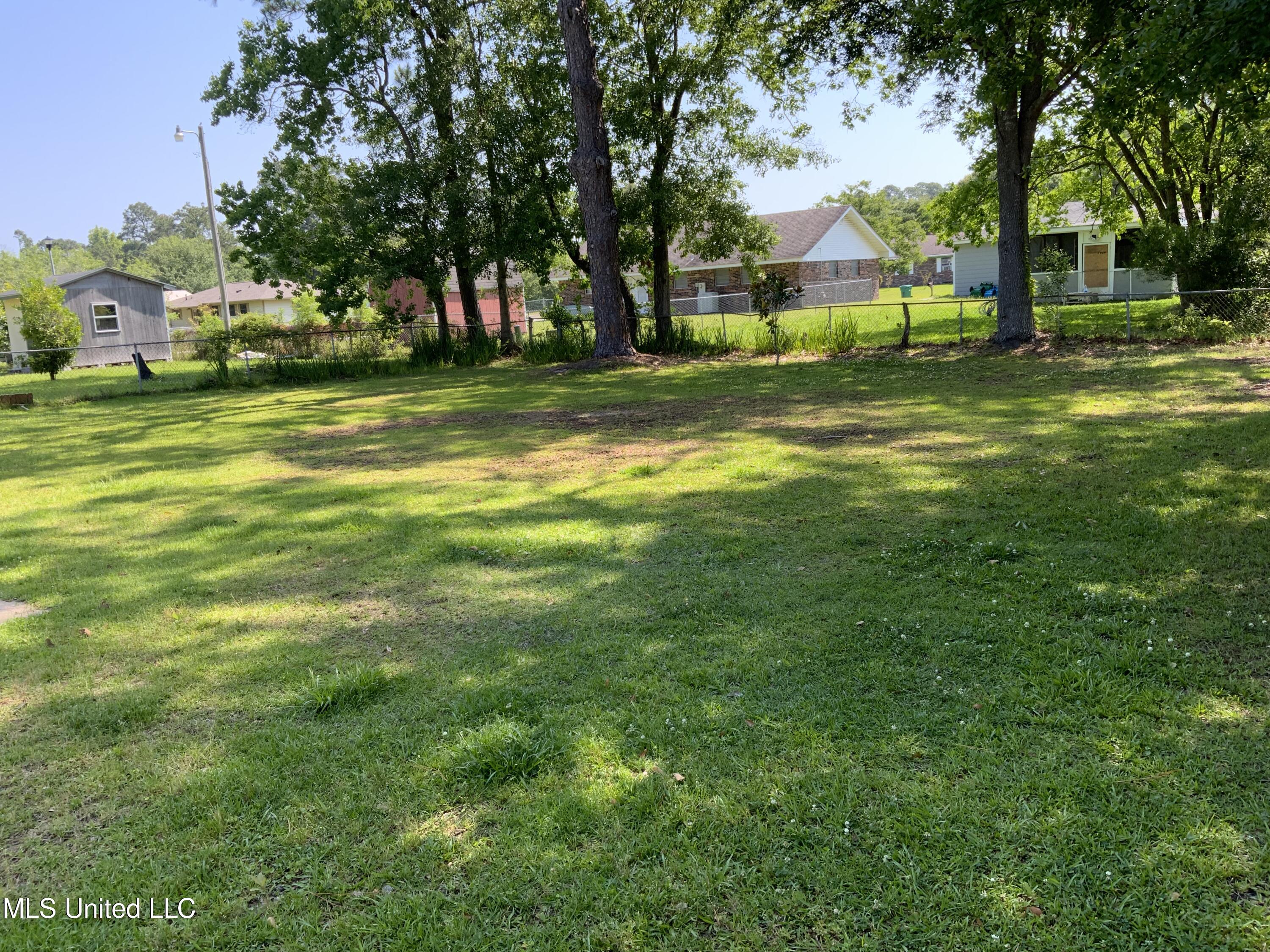 6505 Columbus Circle Ocean Springs, MS 39564 - Photo 17 of 18 0B37547E-E704-4067-B45C-78FB1D57AF31