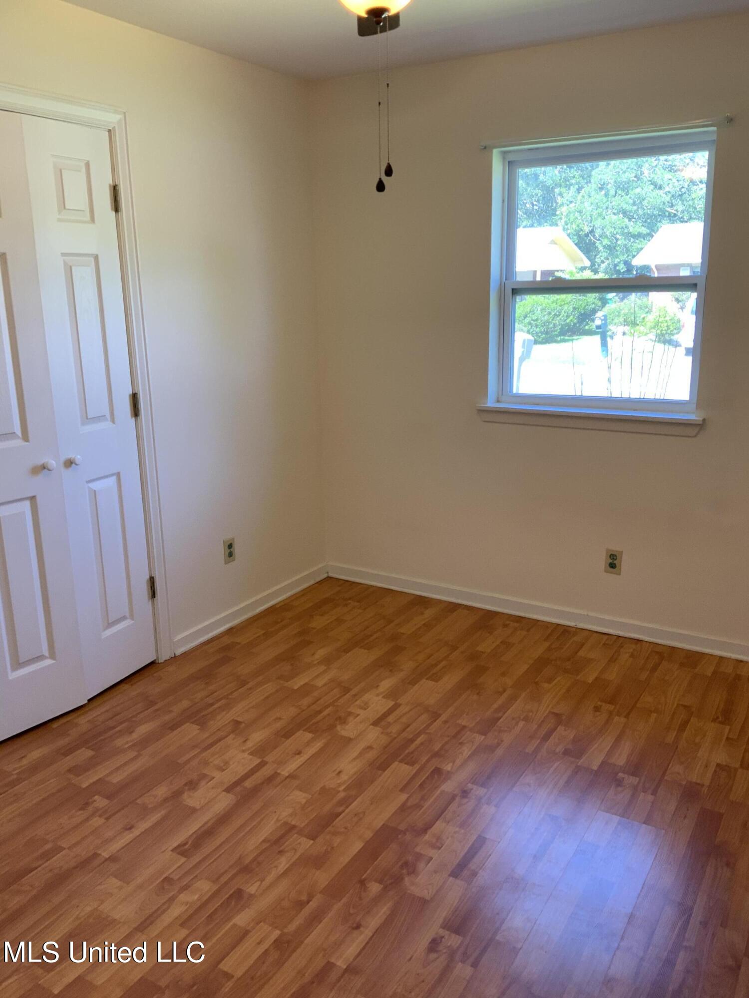 6505 Columbus Circle Ocean Springs, MS 39564 - Photo 9 of 18 67C48641-CADE-4019-8190-8549AF979090