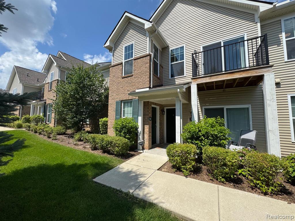 9960 Ridge Run Street Howell, MI 48855 - Photo 2 of 26