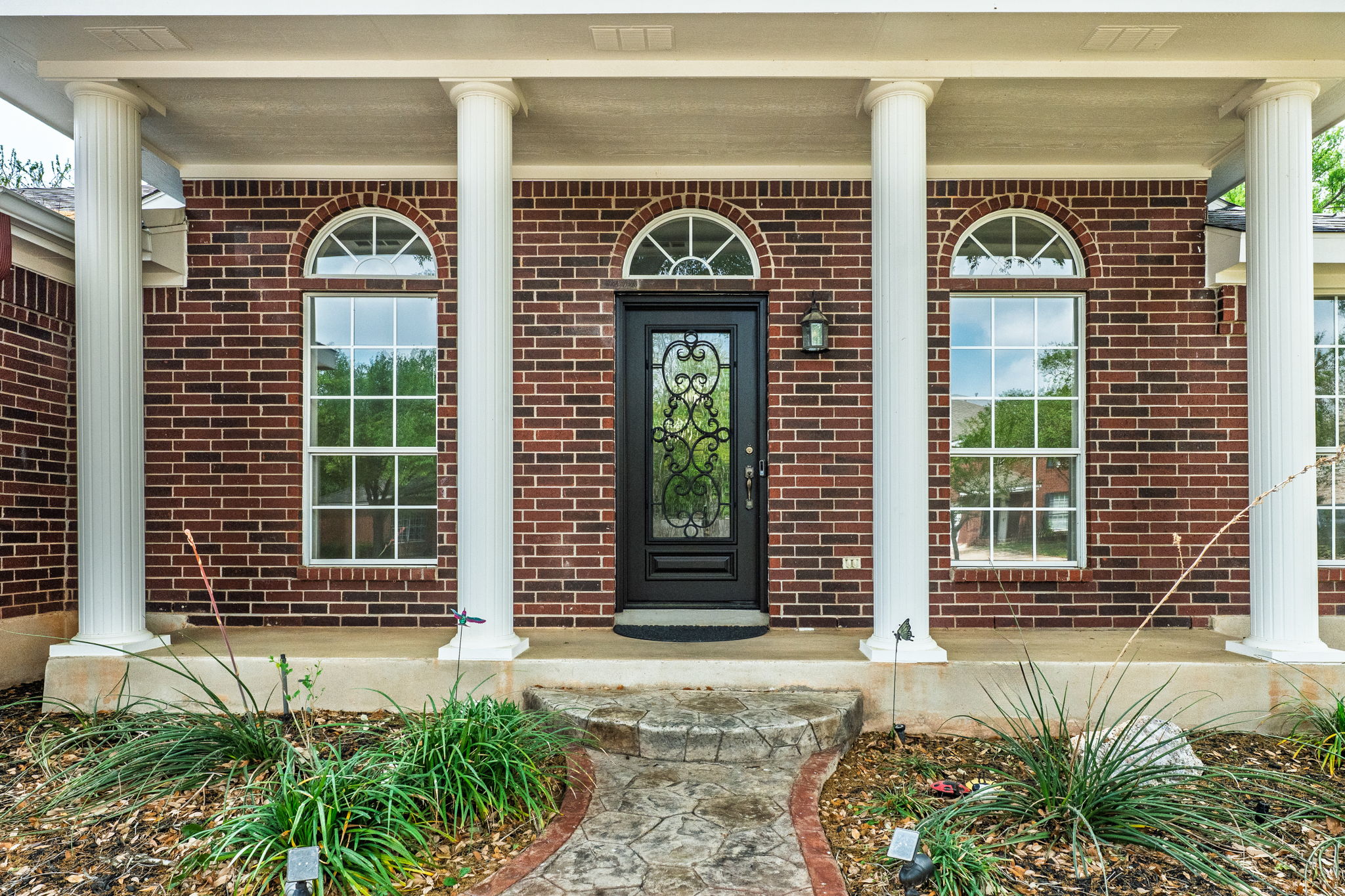 6613 Bramber Lane Austin, TX 78754 - Photo 2 of 39